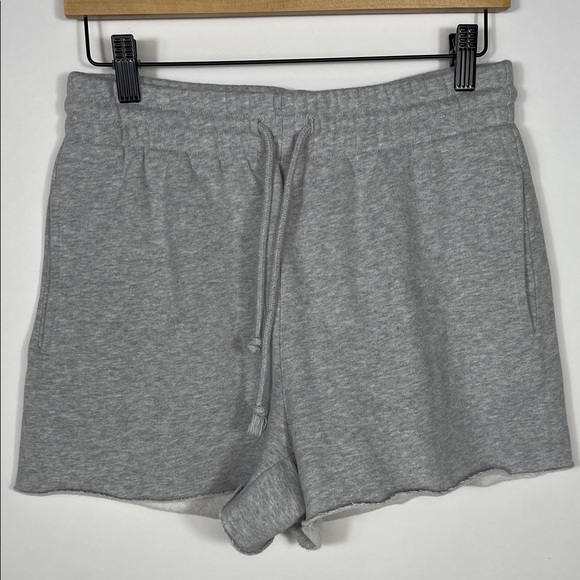 TNA Gray Women's Casual Shorts - Picture 2 of 6